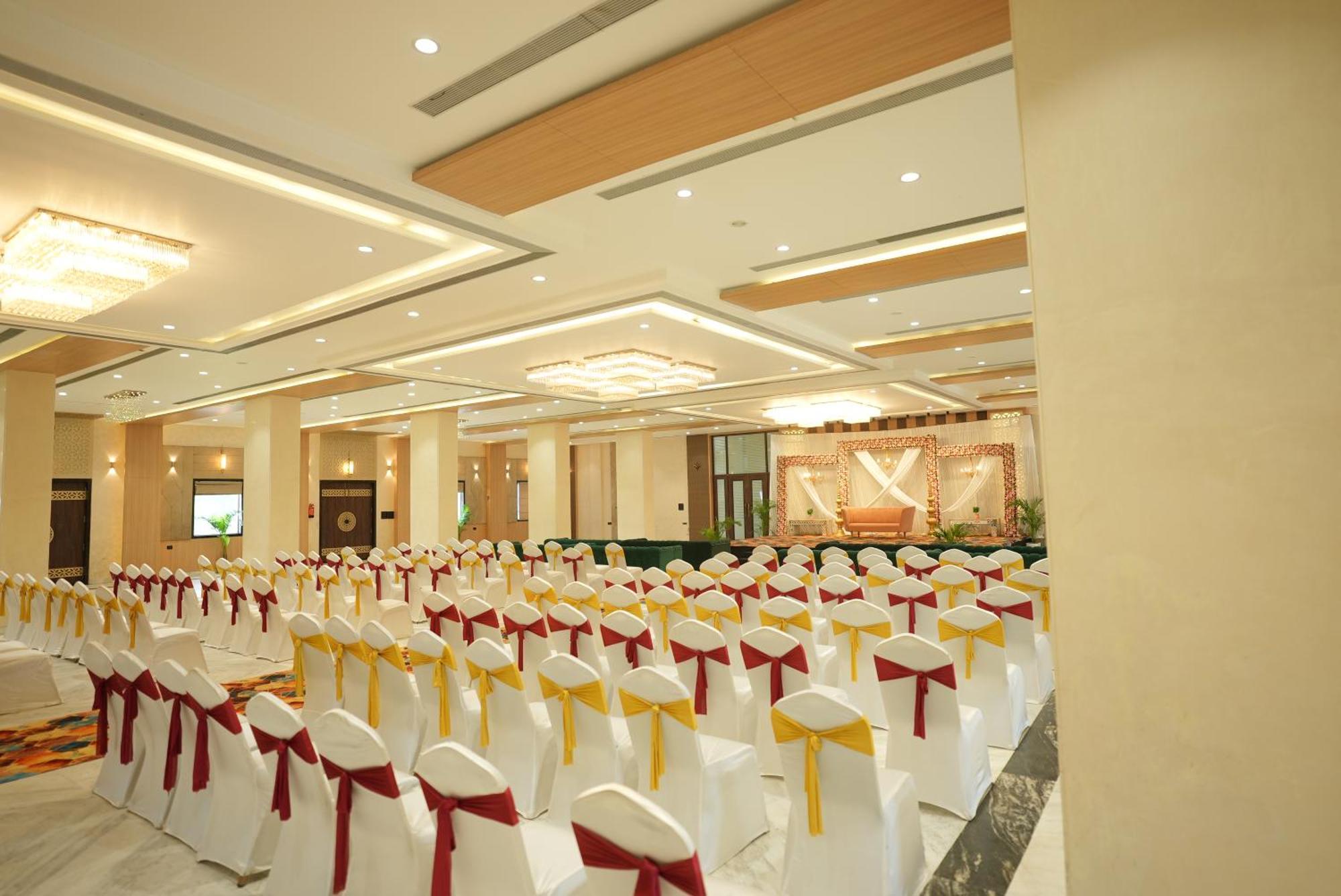 Palak Palace Hotels And Resort Bhopal Esterno foto