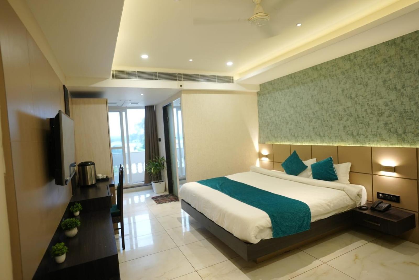 Palak Palace Hotels And Resort Bhopal Esterno foto